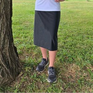Sweet Modesty black athletic skirt